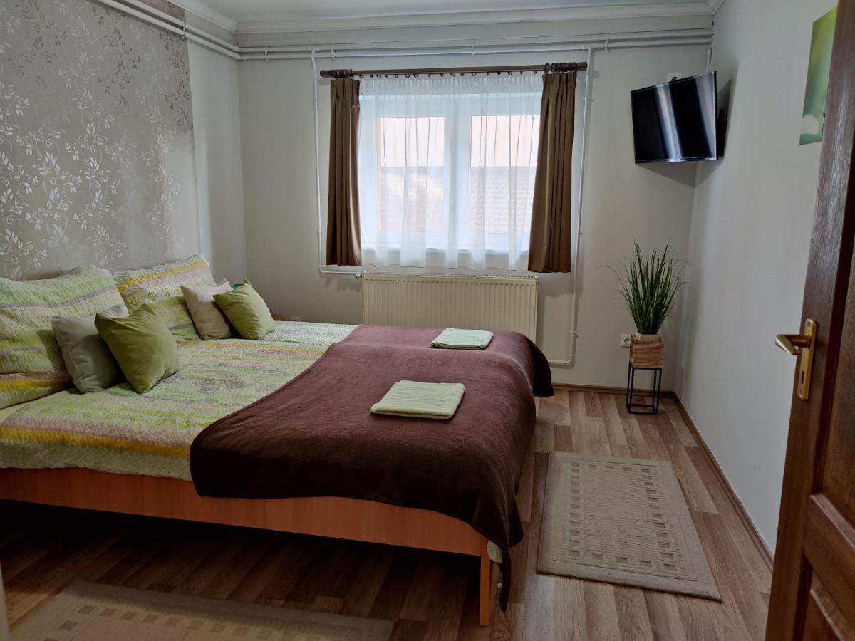 Katalin Apartmanhaz 미슈콜츠 외부 사진