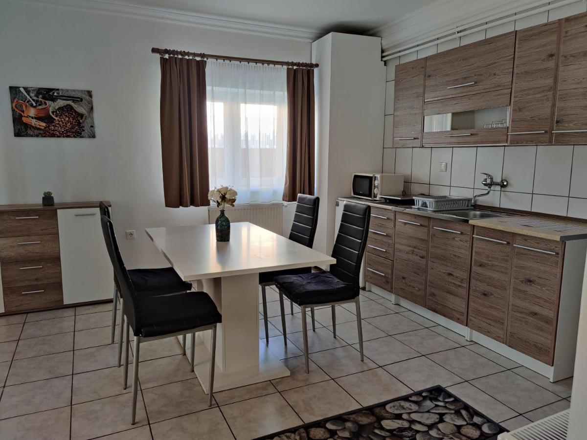 Katalin Apartmanhaz 미슈콜츠 외부 사진