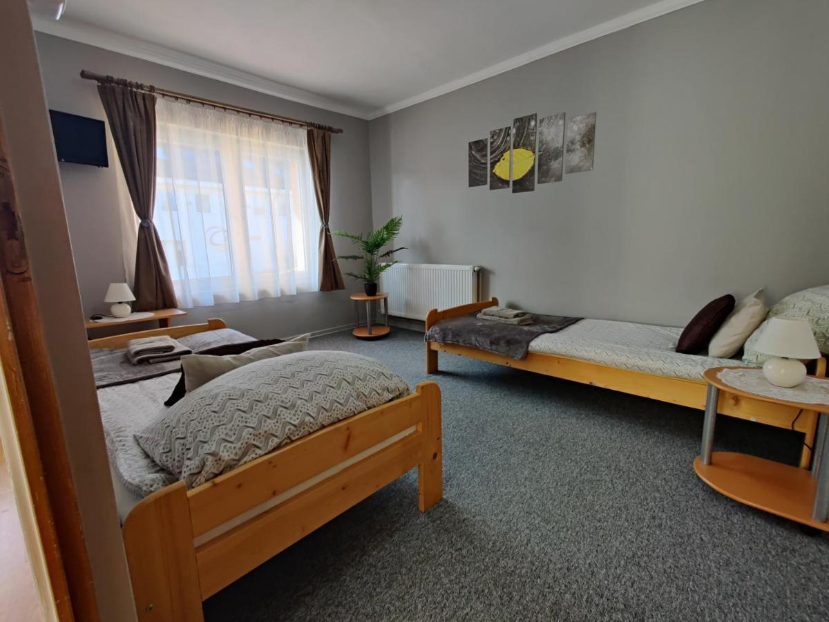 Katalin Apartmanhaz 미슈콜츠 외부 사진